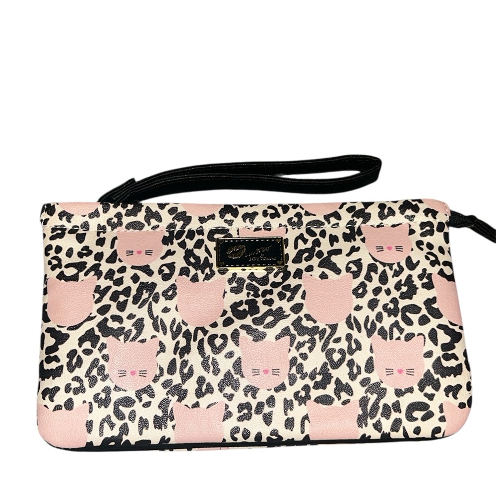 NWOT Luv Betsey Johnson Pink Leopard Cat Wristlet Bag Pink Black